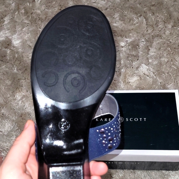 New Karen Scott Eanna Sandals, Created  W - Picture 5 of 6
